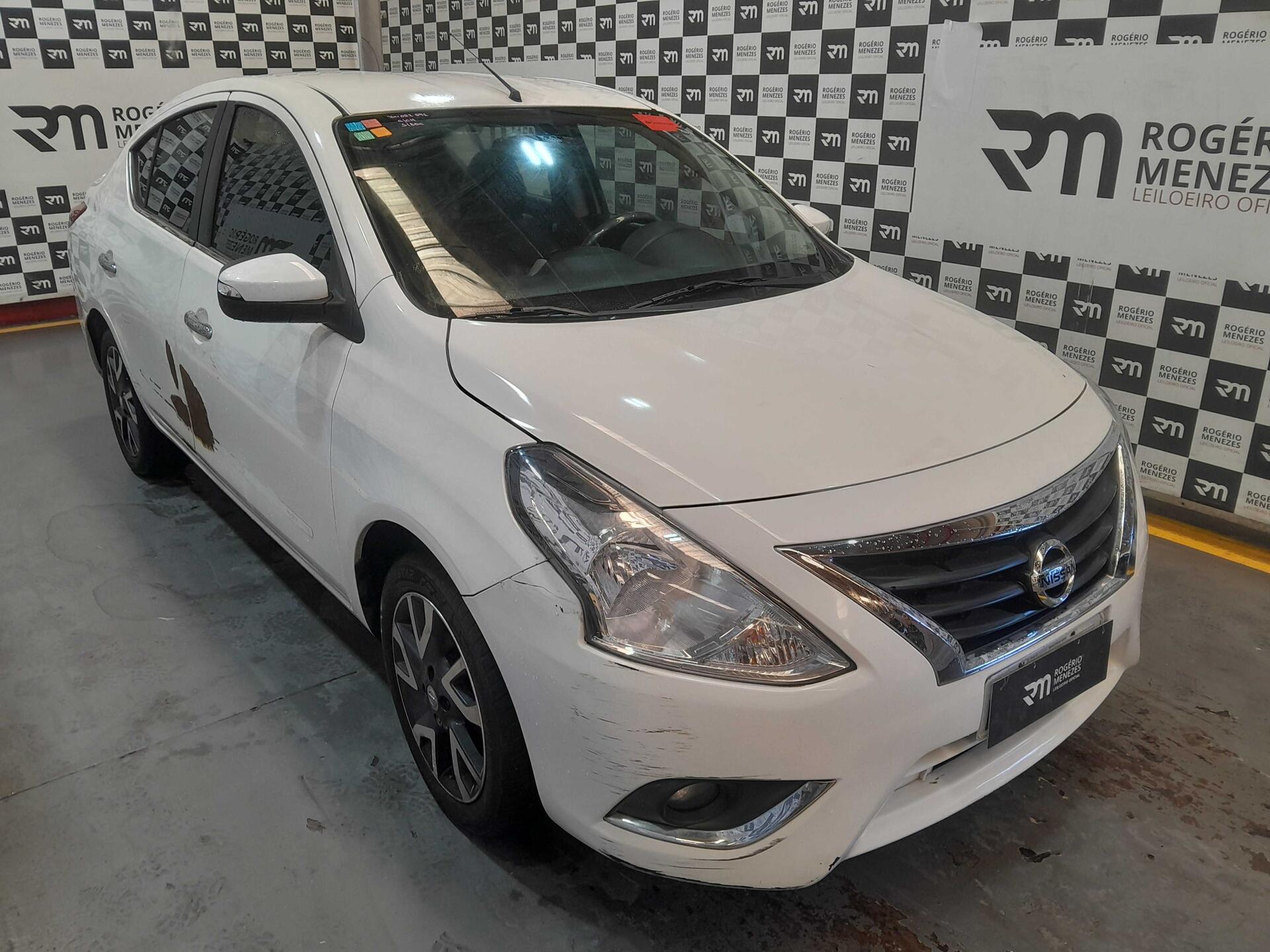 NISSAN VERSA 2016/2017 FLEX