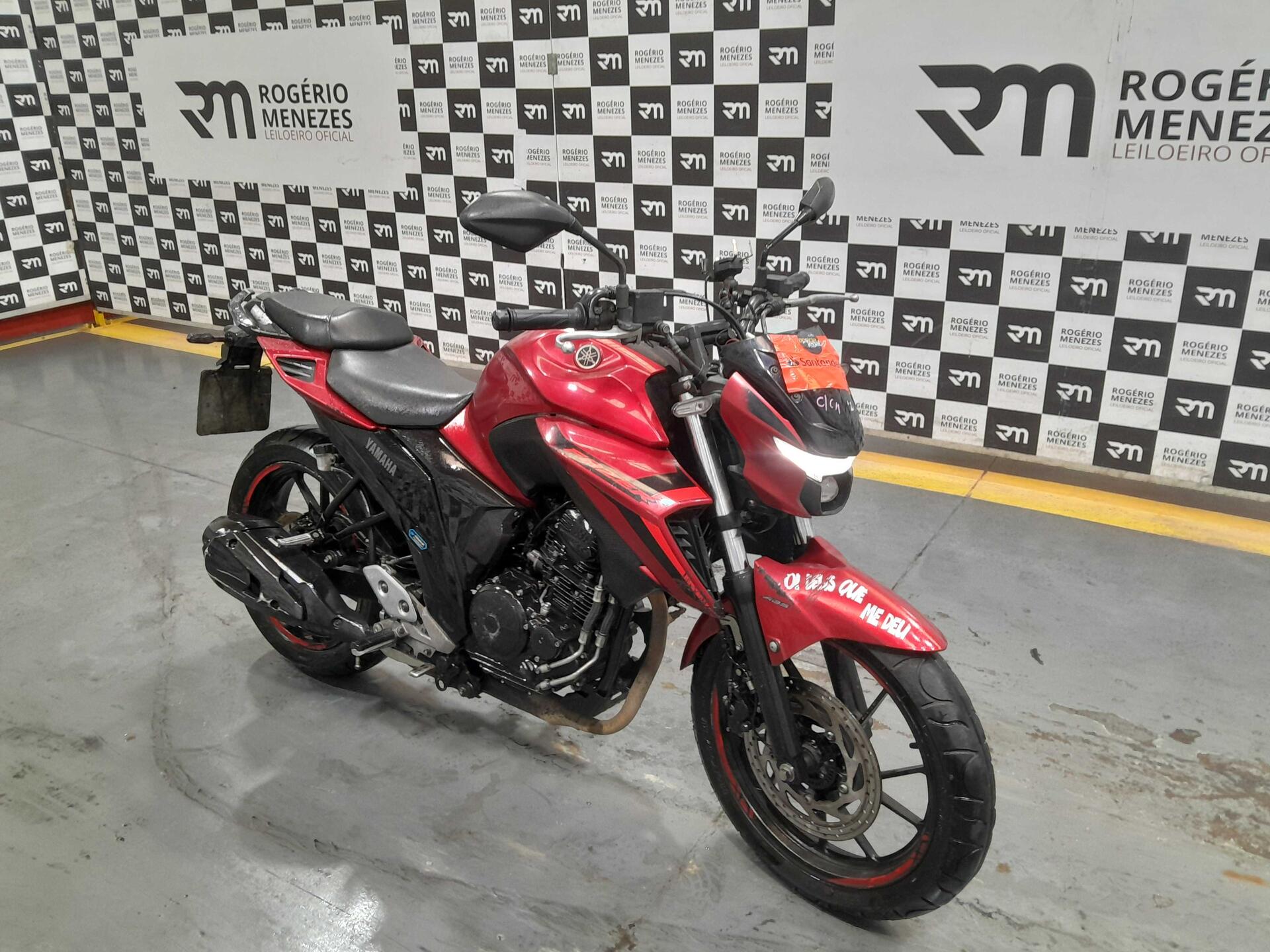 MOTO YAMAHA FZ25 2024/2025 GASOLINA