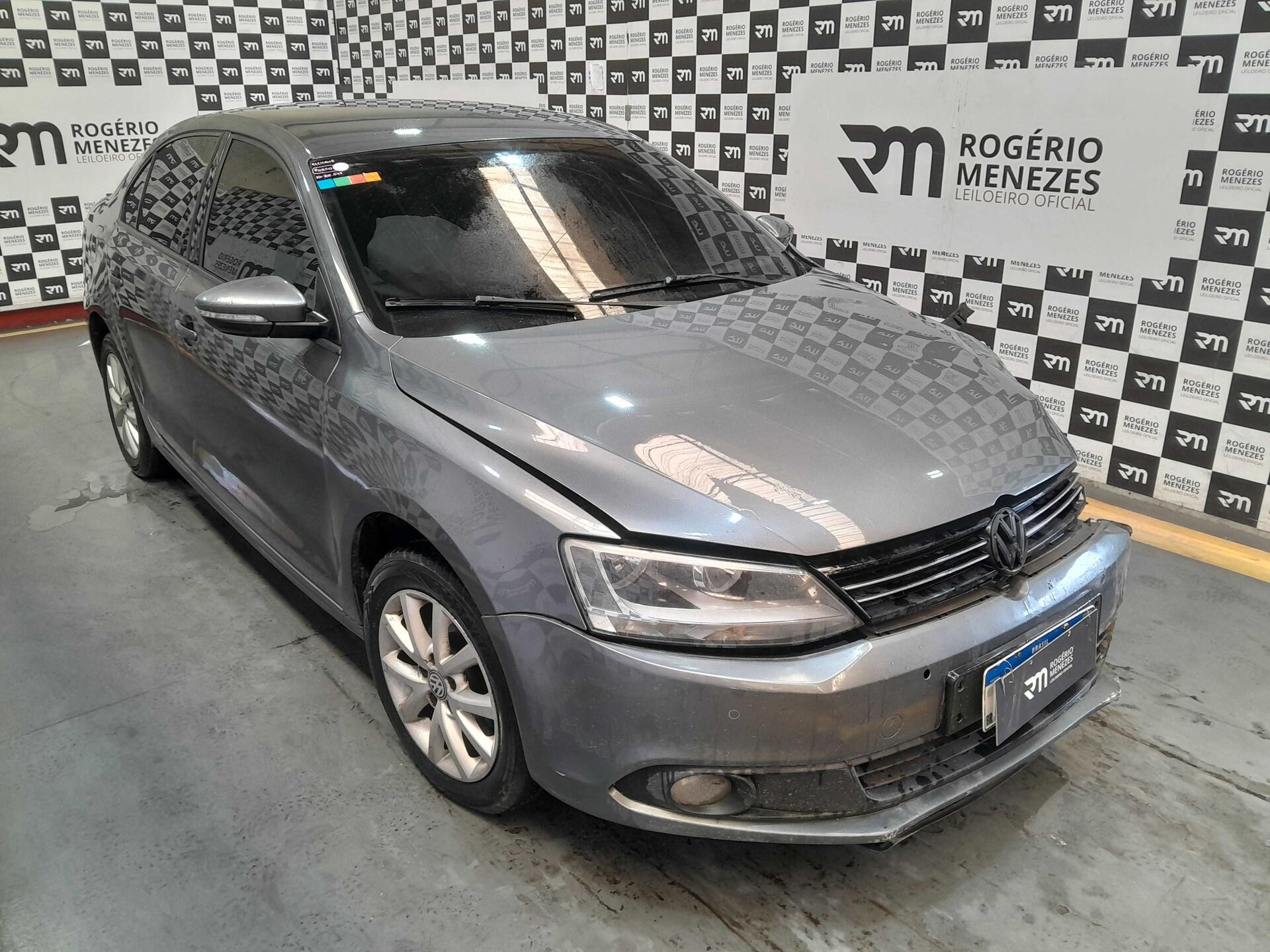 VW - VOLKSWAGEN JETTA 2.0 2011/2011 FLEX