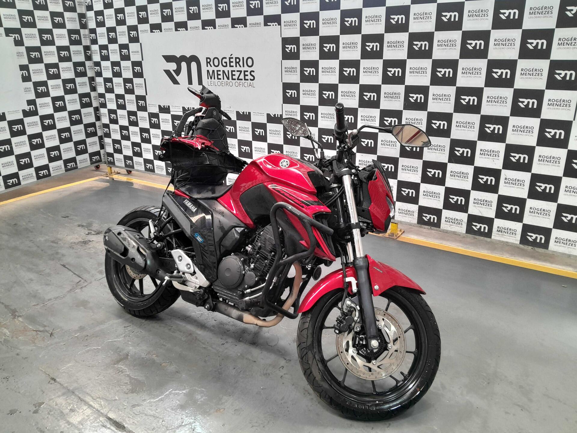 MOTO YAMAHA FZ25 250 FAZER 2025/2025 GASOLINA