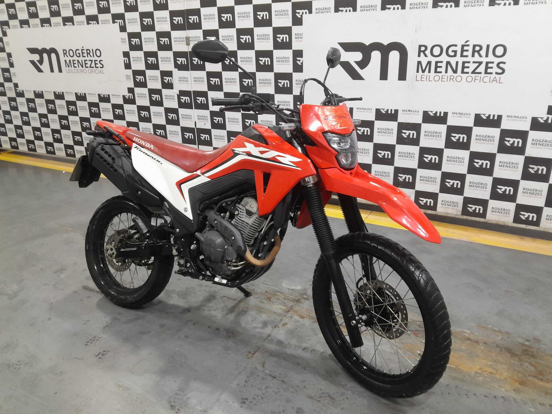 MOTO HONDA XR 300L 2025/2026 GASOLINA